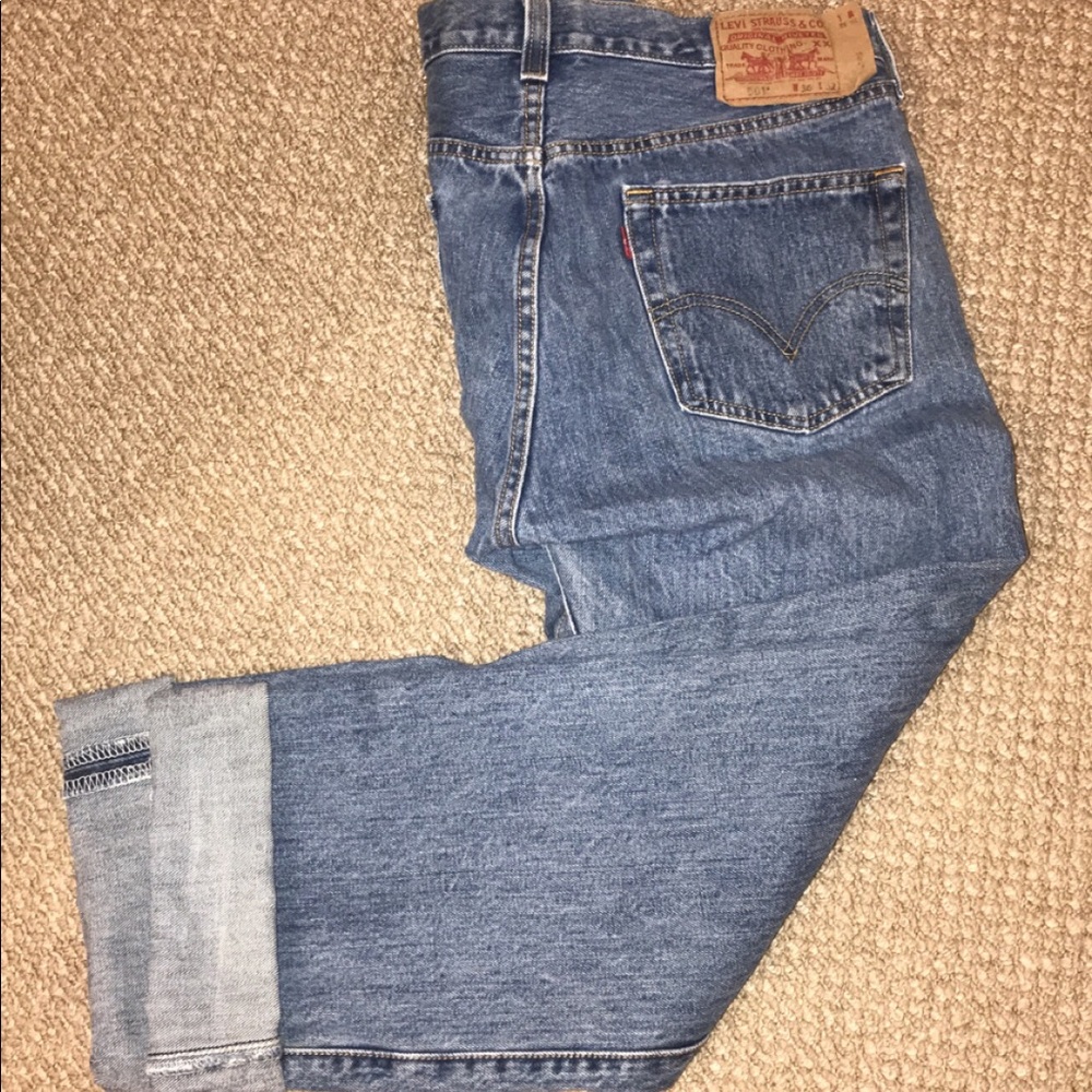 Straight Leg Levi Jeans